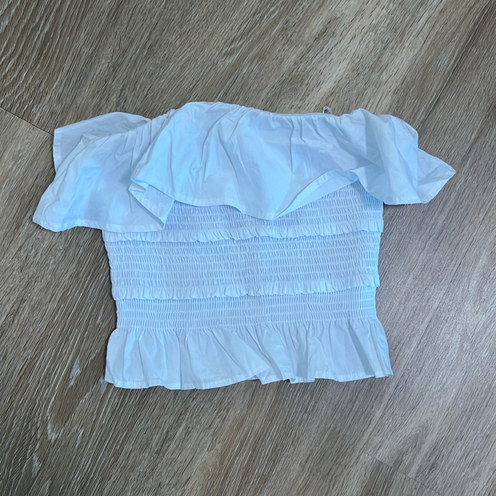 Flirty Strapless Blouse